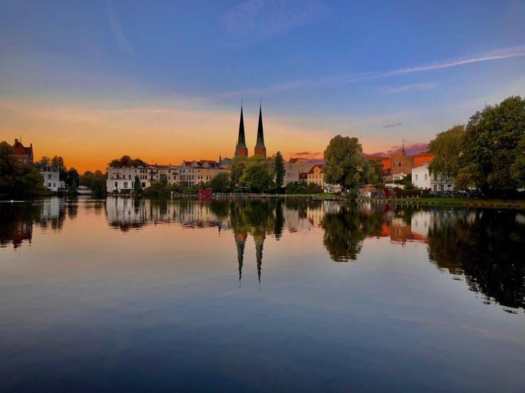 Apartment Wellness Und Relaxen! Hier Können Sie Beides!!! Lübeck